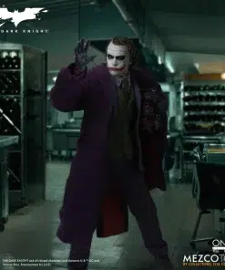 The Dark Knight One:12 Collective The Joker Action Figure - Image 4