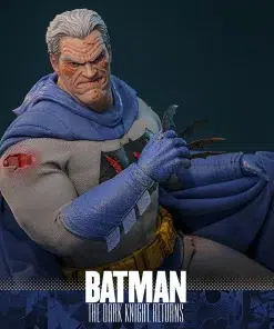 Batman: The Dark Knight Returns Batman (Battle Damaged Version) 1/6th Scale Collectible Figure - Image 3