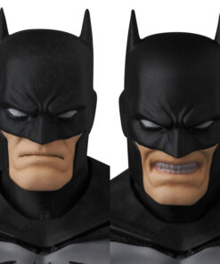 Batman: Hush MAFEX No.126 Batman (Black Ver.) Action Figure (2nd Reissue) - Image 3