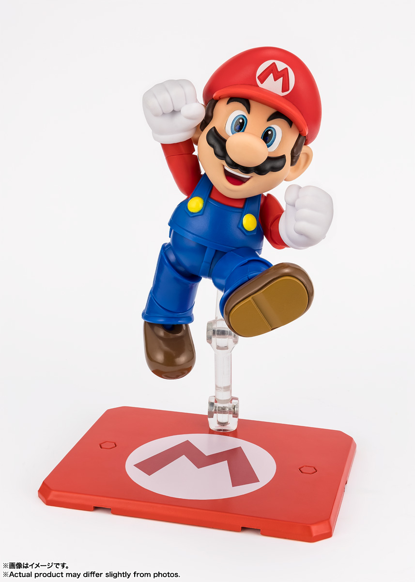 Super Mario: Mario Action Figure