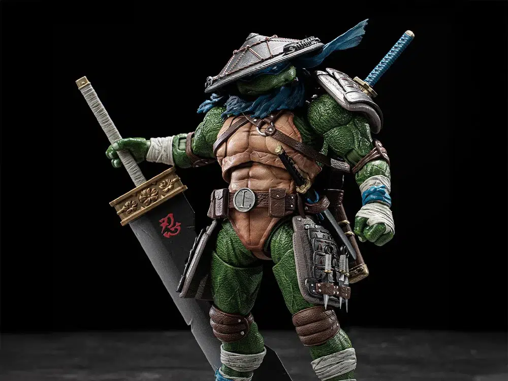 Teenage Mutant Ninja Turtles HB0103 Leonardo (Deluxe Ver.) Action Figure (With Bonus)