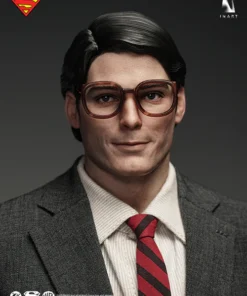 Superman (1978) - Superman 1/6 Collectible Figure (Premium Version) - Image 2