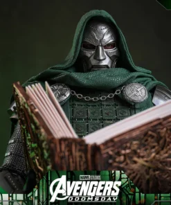 Avengers: Doomsday MMS906 Doctor Doom 1/6th Scale Collectible Figure - Image 7