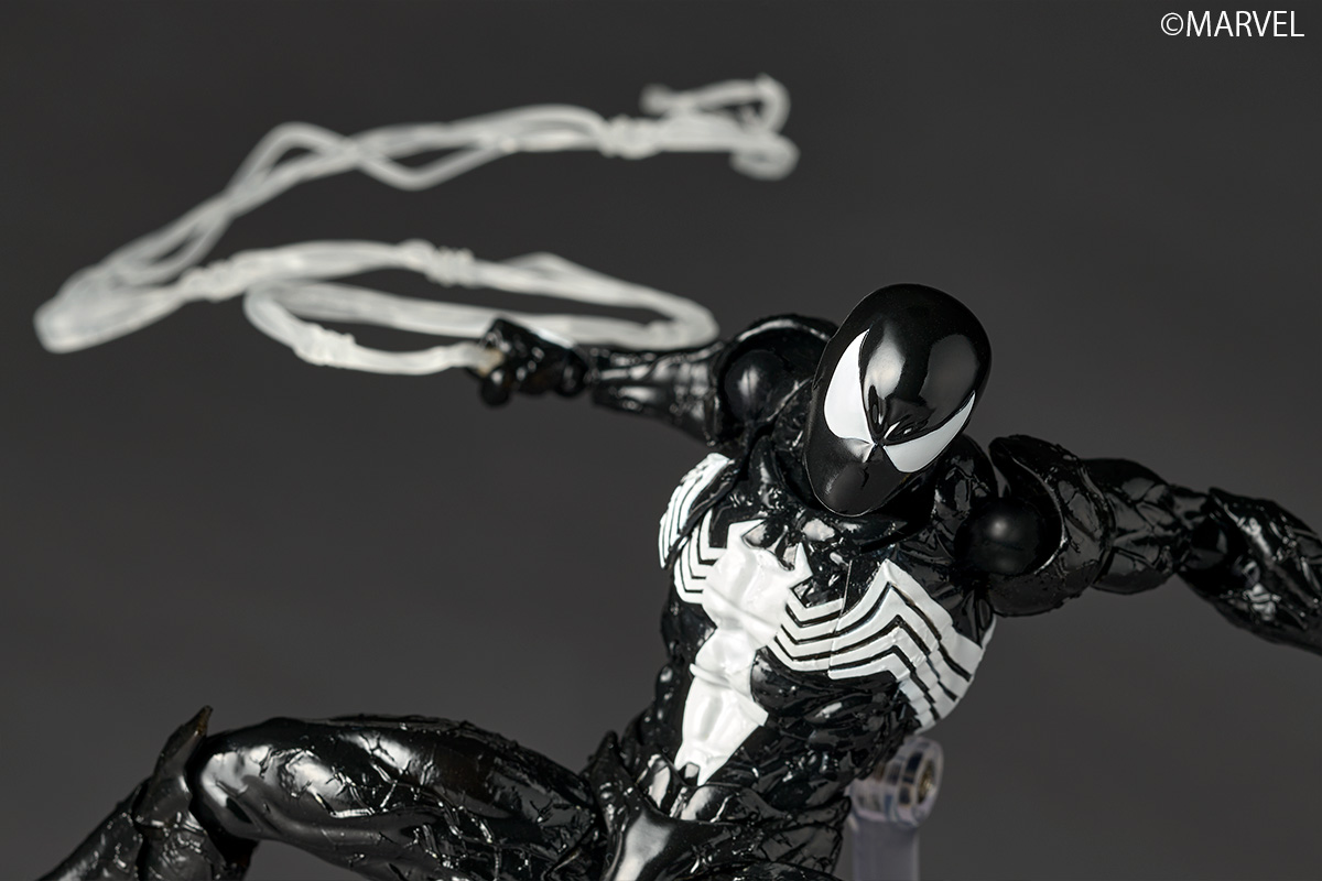 Amazing Yamaguchi Revoltech NR147 Symbiote Suit Spider-Man Action Figure (Reissue) - Image 2
