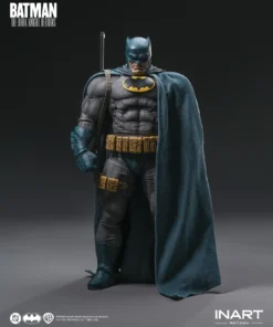 Batman: The Dark Knight Returns - Batman (Blue Suit) 1/12 Action Figure - Image 10