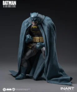 Batman: The Dark Knight Returns - Batman (Blue Suit) 1/12 Action Figure - Image 14