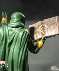 Avengers: Doomsday Marvel Legends Lord Doom Action Figure - Image 5